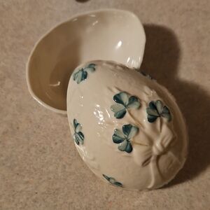 Vtg Belleek Ceramic Egg with Shamrock